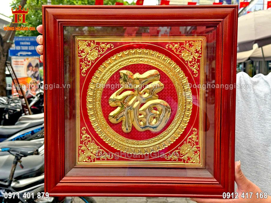 Đồng Hoàng Gia là địa chỉ chế tác tranh chữ phúc thư pháp uy tín